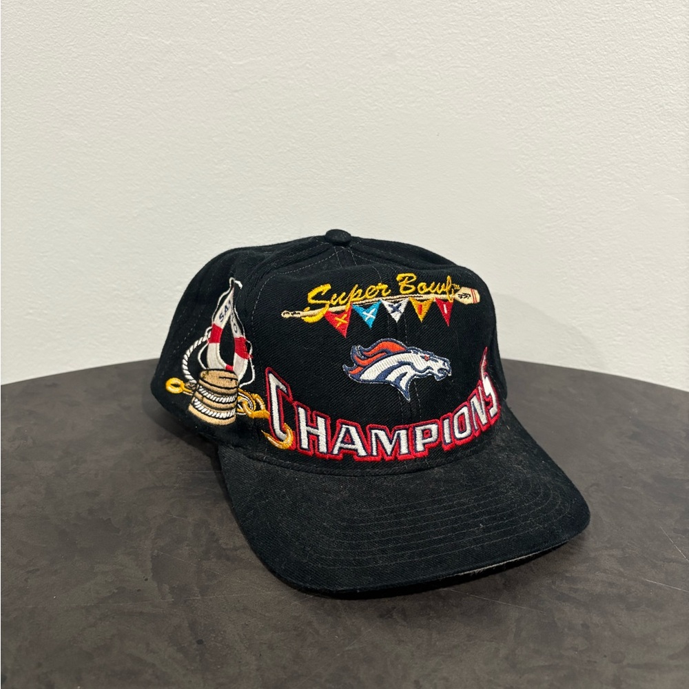 Vintage Denver Broncos super bowl hat